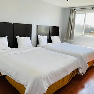 https://a1-holiday-family-house.niagara-fallshotels.com